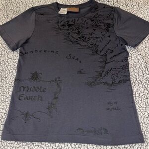Hobbit Movie youth t shirt map of Middle Earth, Tolkien, lord of the rings RARE